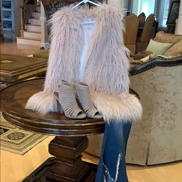 Fabulous Furs Jackets & Blazers - Very fun Faux fur vest by Fabulous furs